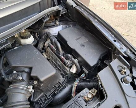 Сірий Тойота Ауріс, об'ємом двигуна 1.6 л та пробігом 181 тис. км за 5500 $, фото 34 на Automoto.ua