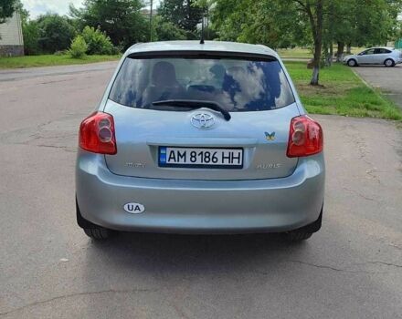 Серый Тойота Аурис, объемом двигателя 2 л и пробегом 196 тыс. км за 6000 $, фото 7 на Automoto.ua