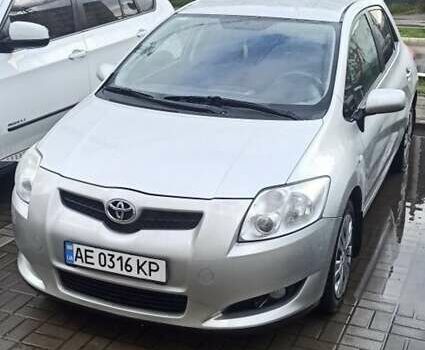 Сірий Тойота Ауріс, об'ємом двигуна 1.6 л та пробігом 164 тис. км за 6300 $, фото 3 на Automoto.ua