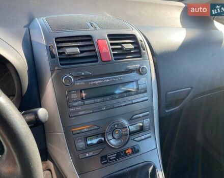 Сірий Тойота Ауріс, об'ємом двигуна 1.6 л та пробігом 268 тис. км за 5800 $, фото 12 на Automoto.ua