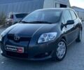 Серый Тойота Аурис, объемом двигателя 2 л и пробегом 176 тыс. км за 6500 $, фото 1 на Automoto.ua