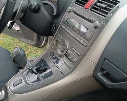 Серый Тойота Аурис, объемом двигателя 1.6 л и пробегом 183 тыс. км за 6500 $, фото 12 на Automoto.ua