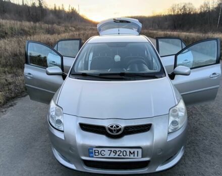 Серый Тойота Аурис, объемом двигателя 1.6 л и пробегом 158 тыс. км за 5700 $, фото 8 на Automoto.ua