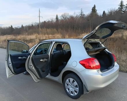 Серый Тойота Аурис, объемом двигателя 1.6 л и пробегом 158 тыс. км за 5700 $, фото 10 на Automoto.ua