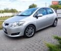 Серый Тойота Аурис, объемом двигателя 2 л и пробегом 270 тыс. км за 7200 $, фото 1 на Automoto.ua
