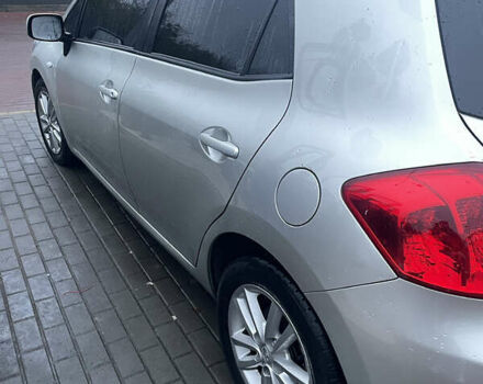 Серый Тойота Аурис, объемом двигателя 1.4 л и пробегом 250 тыс. км за 8200 $, фото 7 на Automoto.ua