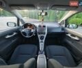 Серый Тойота Аурис, объемом двигателя 1.4 л и пробегом 280 тыс. км за 7400 $, фото 3 на Automoto.ua