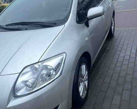 Серый Тойота Аурис, объемом двигателя 1.4 л и пробегом 250 тыс. км за 8200 $, фото 8 на Automoto.ua