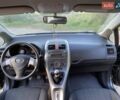 Серый Тойота Аурис, объемом двигателя 1.33 л и пробегом 208 тыс. км за 5999 $, фото 2 на Automoto.ua