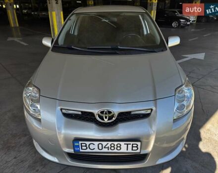 Серый Тойота Аурис, объемом двигателя 1.6 л и пробегом 145 тыс. км за 7500 $, фото 3 на Automoto.ua