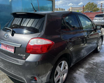 Сірий Тойота Ауріс, об'ємом двигуна 2 л та пробігом 153 тис. км за 7000 $, фото 7 на Automoto.ua