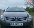 Серый Тойота Аурис, объемом двигателя 2 л и пробегом 197 тыс. км за 7950 $, фото 1 на Automoto.ua