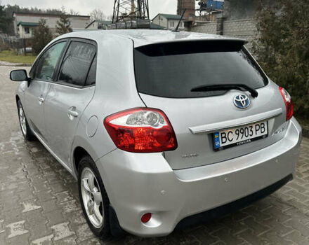 Серый Тойота Аурис, объемом двигателя 1.8 л и пробегом 210 тыс. км за 9700 $, фото 5 на Automoto.ua