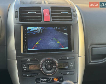 Серый Тойота Аурис, объемом двигателя 1.6 л и пробегом 130 тыс. км за 9800 $, фото 10 на Automoto.ua