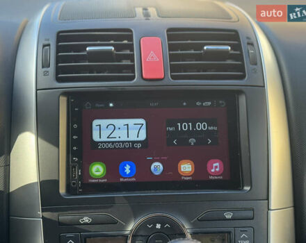 Серый Тойота Аурис, объемом двигателя 1.6 л и пробегом 130 тыс. км за 9800 $, фото 12 на Automoto.ua