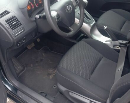 Серый Тойота Аурис, объемом двигателя 1.6 л и пробегом 71 тыс. км за 8000 $, фото 11 на Automoto.ua