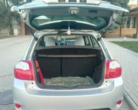 Серый Тойота Аурис, объемом двигателя 1.4 л и пробегом 152 тыс. км за 9000 $, фото 8 на Automoto.ua