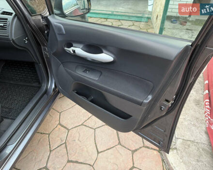 Сірий Тойота Ауріс, об'ємом двигуна 1.6 л та пробігом 129 тис. км за 9250 $, фото 53 на Automoto.ua