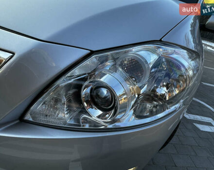 Серый Тойота Аурис, объемом двигателя 1.8 л и пробегом 203 тыс. км за 11500 $, фото 19 на Automoto.ua