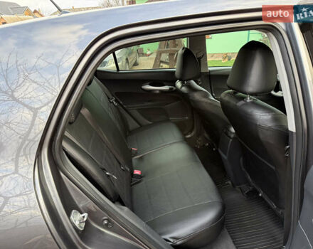 Сірий Тойота Ауріс, об'ємом двигуна 1.6 л та пробігом 129 тис. км за 9250 $, фото 52 на Automoto.ua