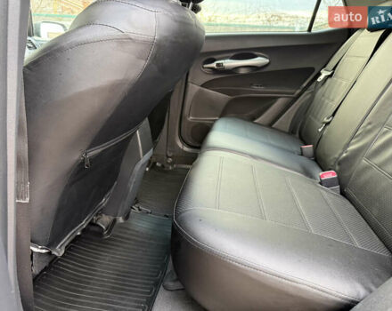 Сірий Тойота Ауріс, об'ємом двигуна 1.6 л та пробігом 129 тис. км за 9250 $, фото 50 на Automoto.ua