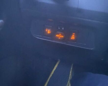 Серый Тойота Аурис, объемом двигателя 1.4 л и пробегом 296 тыс. км за 6900 $, фото 9 на Automoto.ua