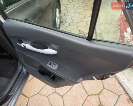 Сірий Тойота Ауріс, об'ємом двигуна 1.6 л та пробігом 129 тис. км за 9250 $, фото 51 на Automoto.ua