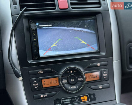 Серый Тойота Аурис, объемом двигателя 1.6 л и пробегом 263 тыс. км за 8900 $, фото 12 на Automoto.ua