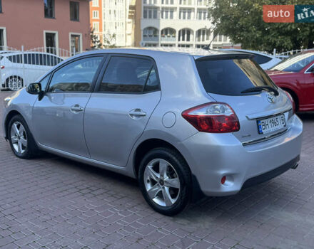 Серый Тойота Аурис, объемом двигателя 1.6 л и пробегом 130 тыс. км за 9800 $, фото 6 на Automoto.ua