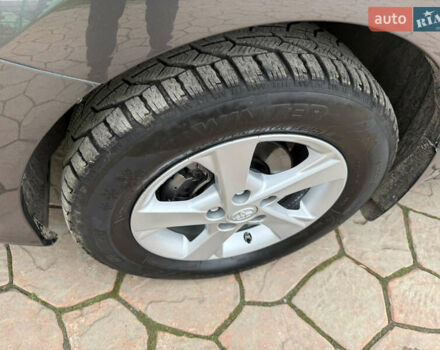 Сірий Тойота Ауріс, об'ємом двигуна 1.6 л та пробігом 129 тис. км за 9250 $, фото 29 на Automoto.ua