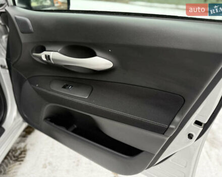 Сірий Тойота Ауріс, об'ємом двигуна 1.8 л та пробігом 215 тис. км за 9000 $, фото 24 на Automoto.ua