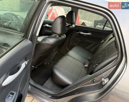 Сірий Тойота Ауріс, об'ємом двигуна 1.6 л та пробігом 129 тис. км за 9250 $, фото 49 на Automoto.ua