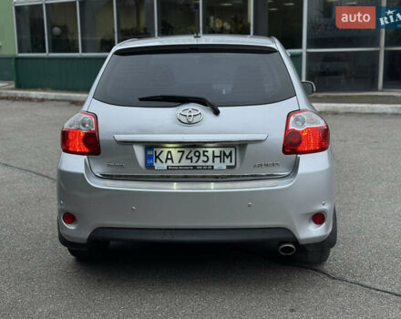 Серый Тойота Аурис, объемом двигателя 1.6 л и пробегом 263 тыс. км за 8900 $, фото 5 на Automoto.ua