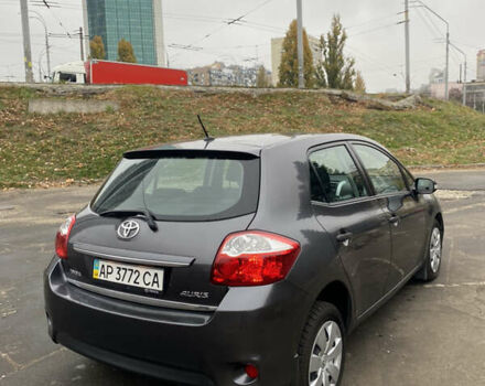 Серый Тойота Аурис, объемом двигателя 1.6 л и пробегом 34 тыс. км за 9500 $, фото 3 на Automoto.ua