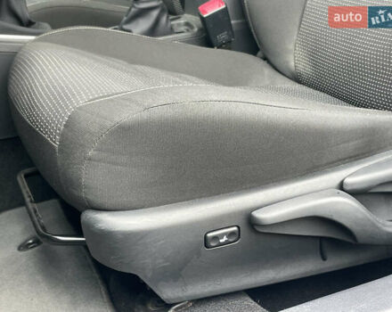 Серый Тойота Аурис, объемом двигателя 2 л и пробегом 171 тыс. км за 8990 $, фото 18 на Automoto.ua