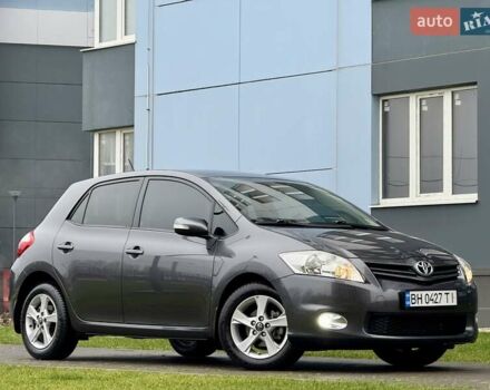 Сірий Тойота Ауріс, об'ємом двигуна 1.6 л та пробігом 89 тис. км за 9999 $, фото 26 на Automoto.ua