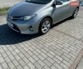 Серый Тойота Аурис, объемом двигателя 1.6 л и пробегом 173 тыс. км за 9800 $, фото 1 на Automoto.ua