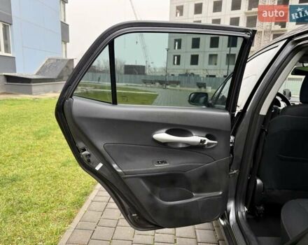 Сірий Тойота Ауріс, об'ємом двигуна 1.6 л та пробігом 89 тис. км за 9999 $, фото 55 на Automoto.ua