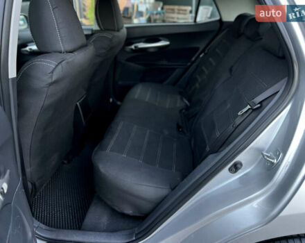 Серый Тойота Аурис, объемом двигателя 1.6 л и пробегом 164 тыс. км за 9500 $, фото 7 на Automoto.ua