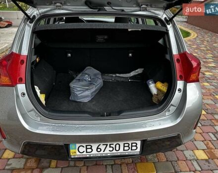 Серый Тойота Аурис, объемом двигателя 1.6 л и пробегом 243 тыс. км за 10600 $, фото 20 на Automoto.ua