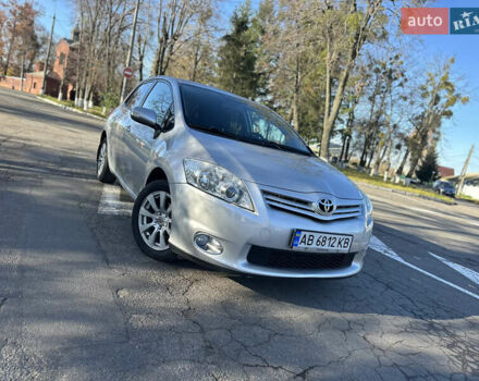 Сірий Тойота Ауріс, об'ємом двигуна 1.6 л та пробігом 190 тис. км за 9999 $, фото 12 на Automoto.ua