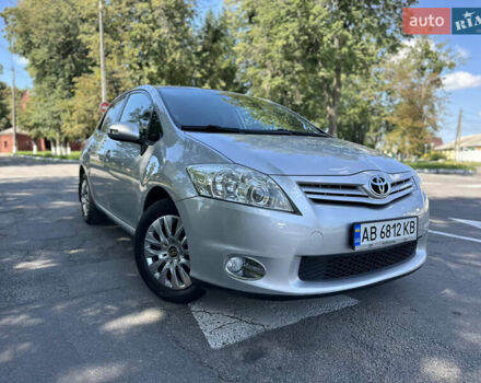 Серый Тойота Аурис, объемом двигателя 1.6 л и пробегом 189 тыс. км за 10499 $, фото 43 на Automoto.ua