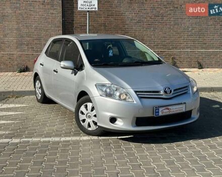 Серый Тойота Аурис, объемом двигателя 1.4 л и пробегом 200 тыс. км за 6999 $, фото 6 на Automoto.ua