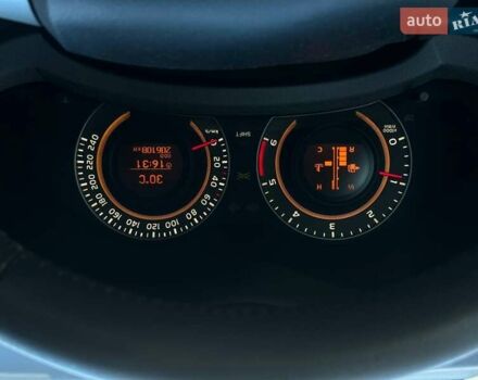 Серый Тойота Аурис, объемом двигателя 1.4 л и пробегом 200 тыс. км за 6999 $, фото 24 на Automoto.ua