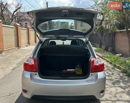 Сірий Тойота Ауріс, об'ємом двигуна 1.4 л та пробігом 205 тис. км за 6800 $, фото 6 на Automoto.ua