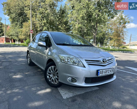 Серый Тойота Аурис, объемом двигателя 1.6 л и пробегом 189 тыс. км за 10499 $, фото 46 на Automoto.ua