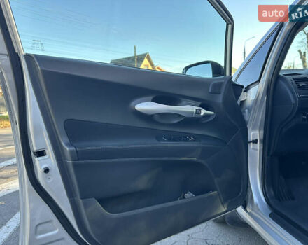 Сірий Тойота Ауріс, об'ємом двигуна 1.6 л та пробігом 190 тис. км за 9999 $, фото 25 на Automoto.ua