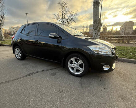 Серый Тойота Аурис, объемом двигателя 1.6 л и пробегом 97 тыс. км за 11200 $, фото 9 на Automoto.ua