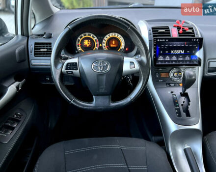 Серый Тойота Аурис, объемом двигателя 1.6 л и пробегом 164 тыс. км за 9500 $, фото 9 на Automoto.ua