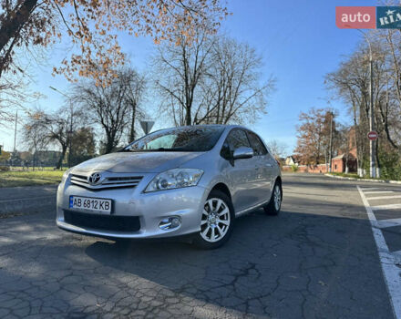 Сірий Тойота Ауріс, об'ємом двигуна 1.6 л та пробігом 190 тис. км за 9999 $, фото 3 на Automoto.ua